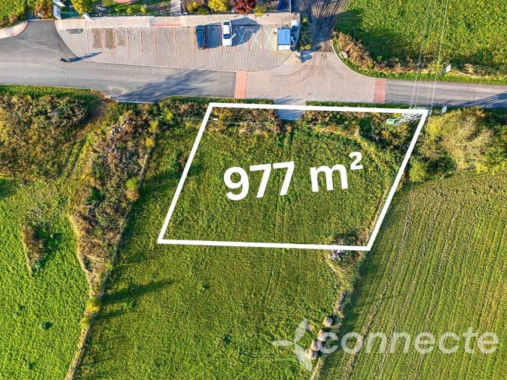 Prodej zasíťovaného stavebního pozemku Svojetice