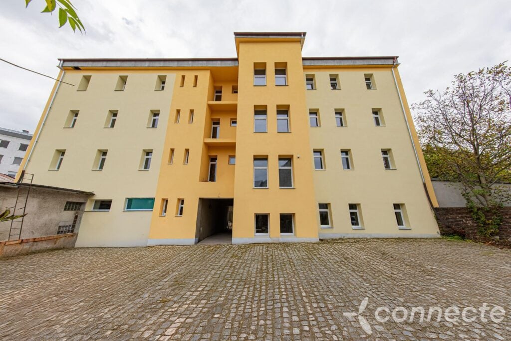 0Q9A1088 - uprava parkoviste
